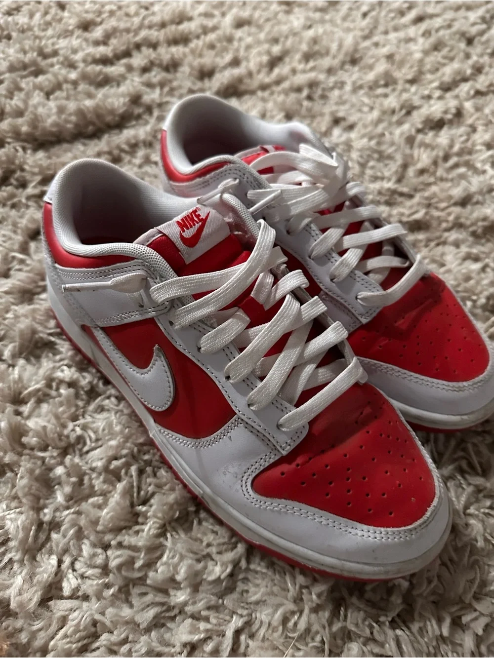 Nike Men’s' Red and White Low-Top Sneakers